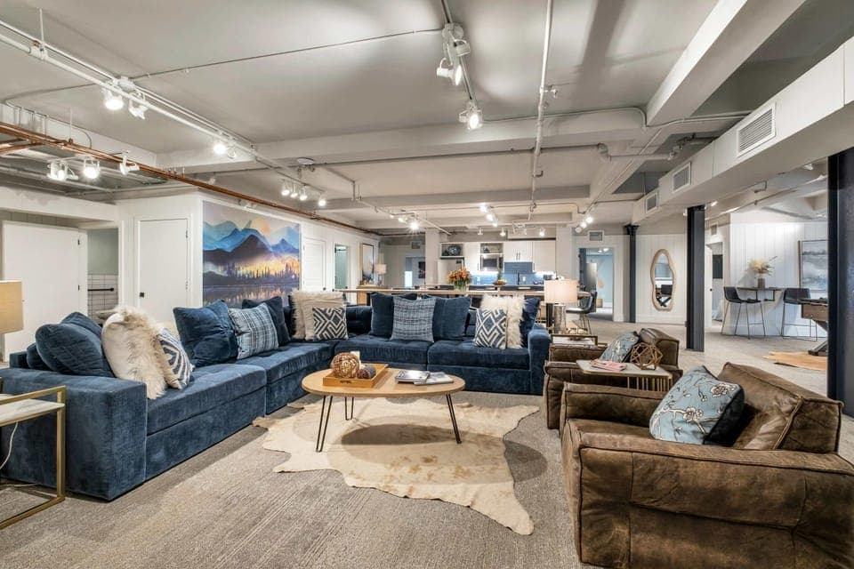 Living room, Seating area
