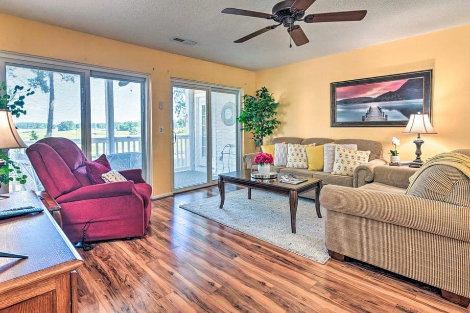 Pool, Patio & Golf Course Views: Myrtle Beach Gem House in Carolina Forest