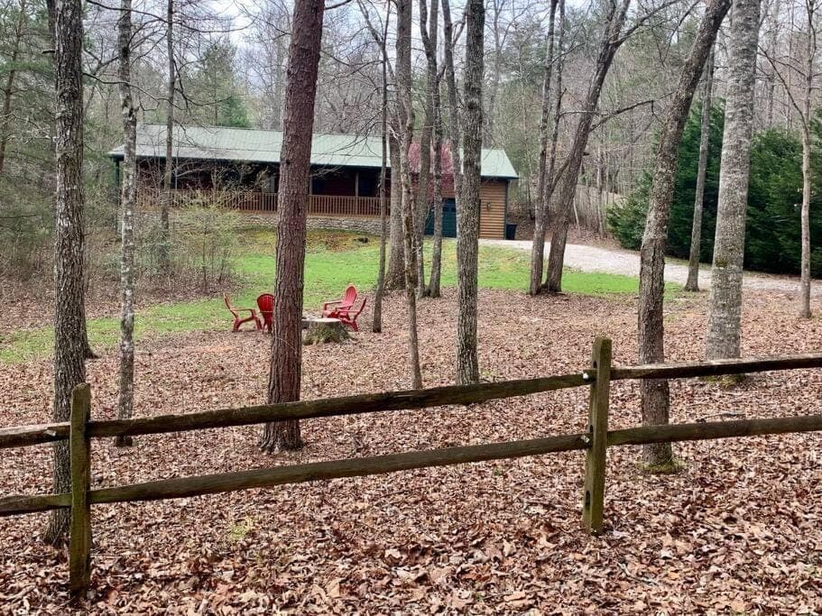 Hibernation Hideaway House in Union County