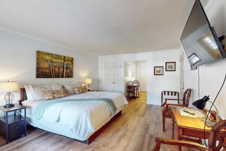 Dogwood - Unit 603 Hotel in Flat Rock