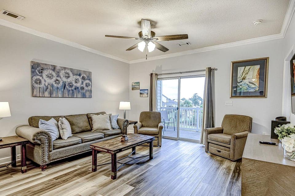 The Perfect Getaway at Wickham Dr Apartment in Carolina Forest