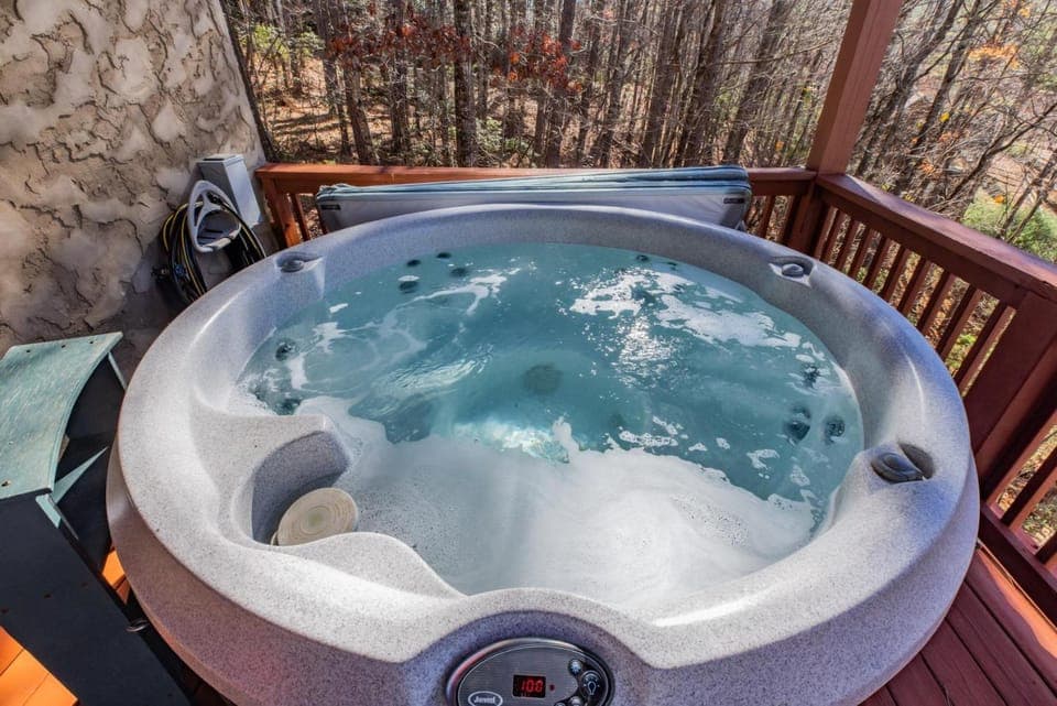 Hurricane Hideaway - Powder Horn Mountain House in Watauga
