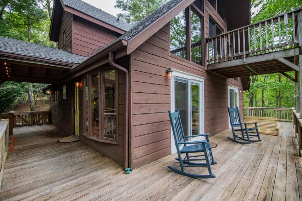 MsBeeHavin' - Powder Horn Mountain House in Watauga