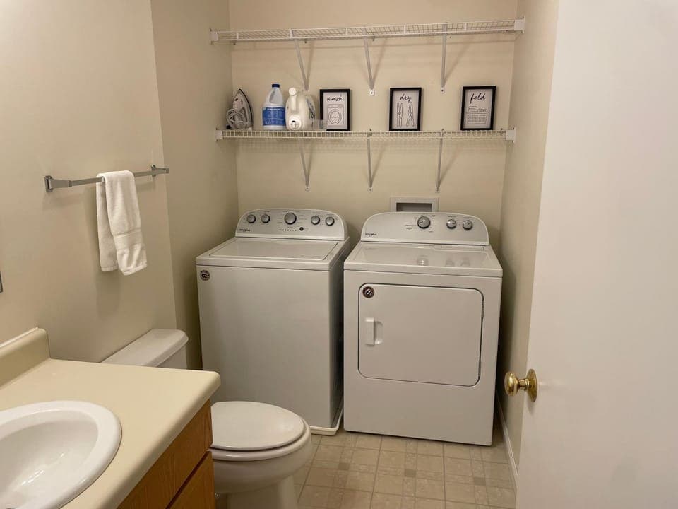Bathroom, laundry, washing machine, dryer