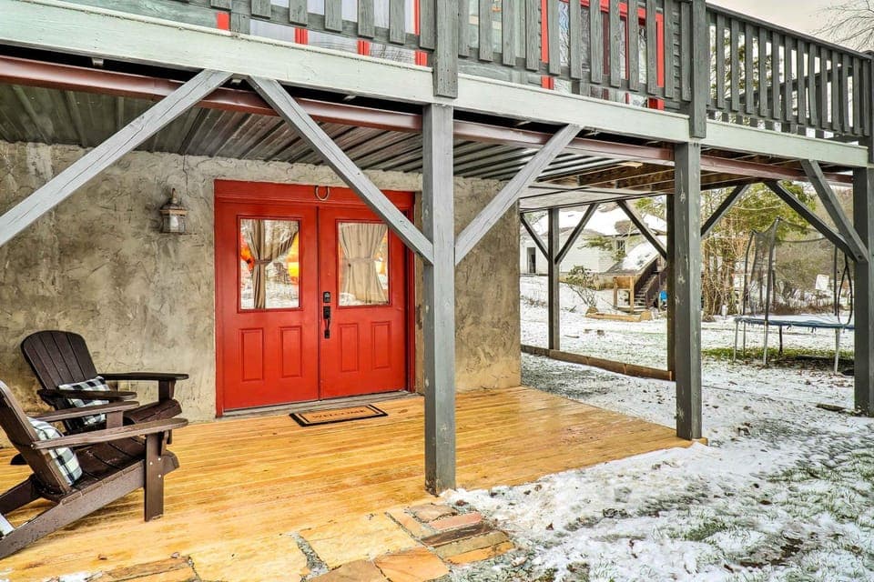 Mountain Retreat < 4 Mi to Downtown Boone! Apartment in Brushy Fork