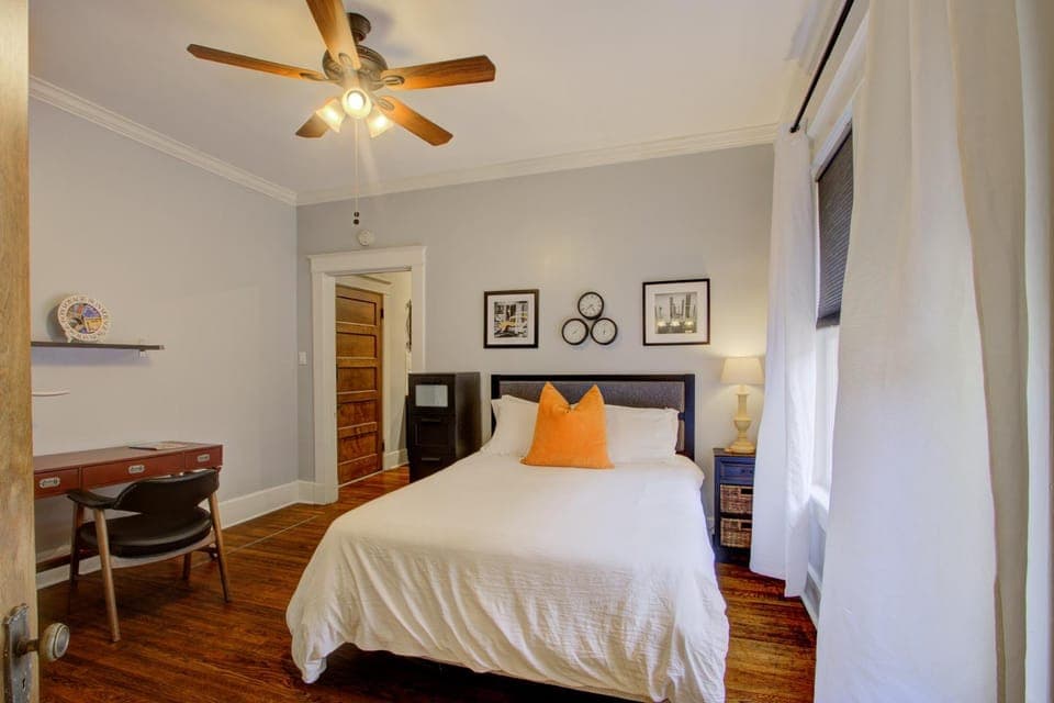 Bed, Bedroom