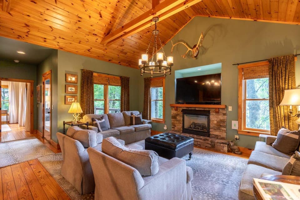 Altitudes Attitude House in Blowing Rock