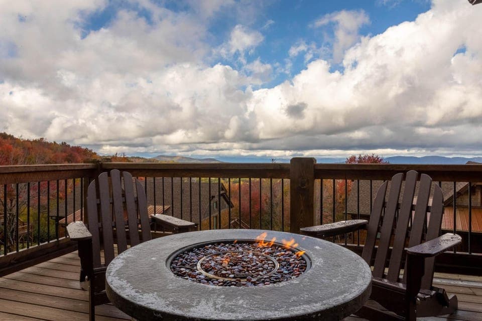 Green Valley I at Eagles Nest House in Beech Mountain