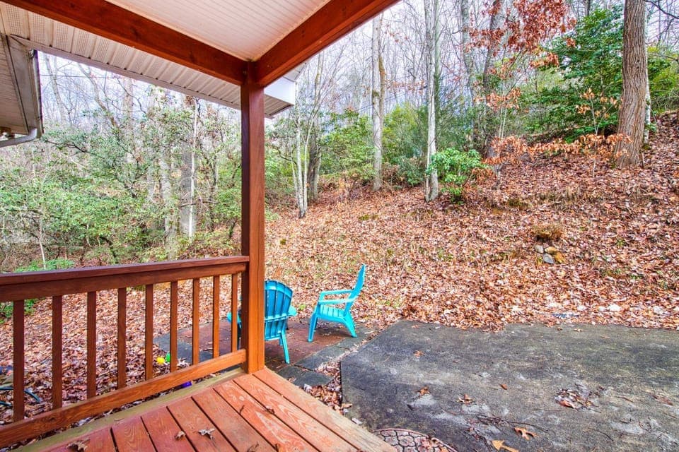 Trimont Mountain Cottage House in Franklin
