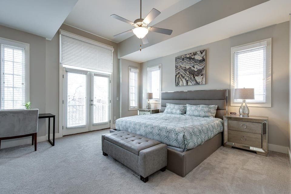 Bed, Balcony/Terrace, Bedroom, fireplace