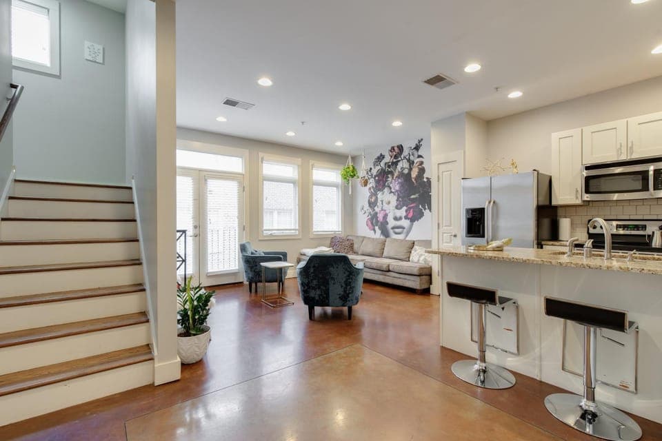 Kitchen or kitchenette, Living room