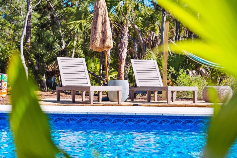 Red Sunset Sanctuary Secluded Area Private Pool House in Folly Beach