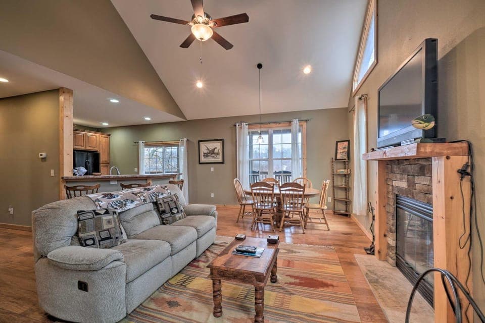 Sevierville Cabin w/ Lake Views & Wraparound Porch Cabin in Douglas Lake