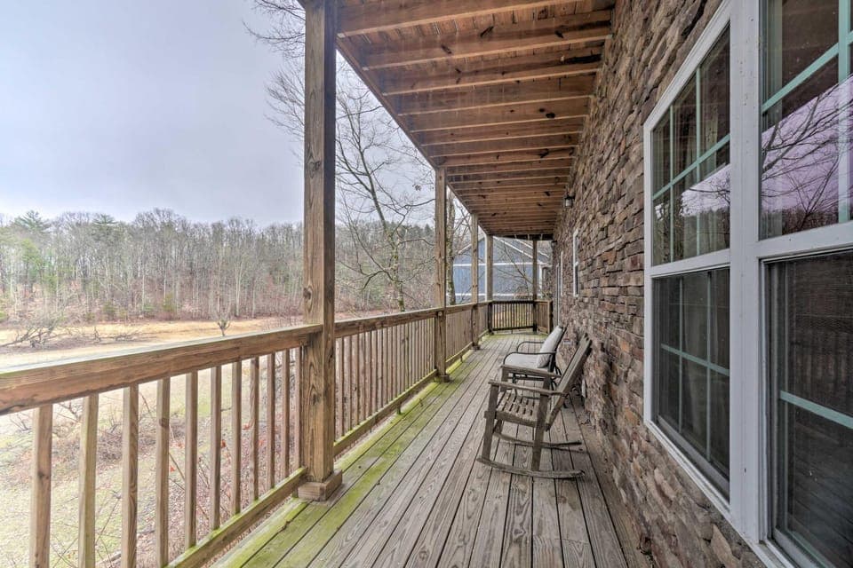 Sevierville Cabin w/ Lake Views & Wraparound Porch Cabin in Douglas Lake