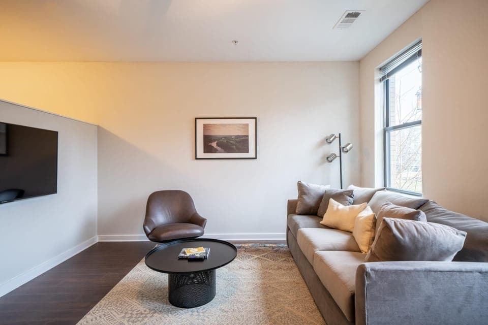 CozySuites Music Row Astonishing SDO Nashville! 23 Apartment in Music Row