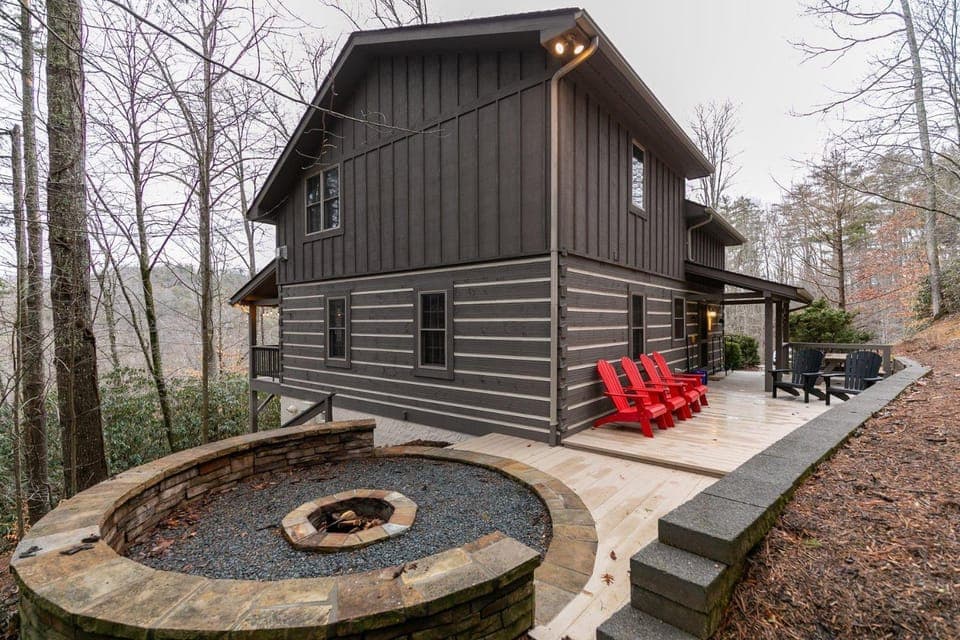 Cozy Cabin Cabin in Brushy Fork