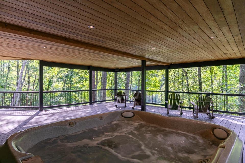Lakeview House in Brushy Fork