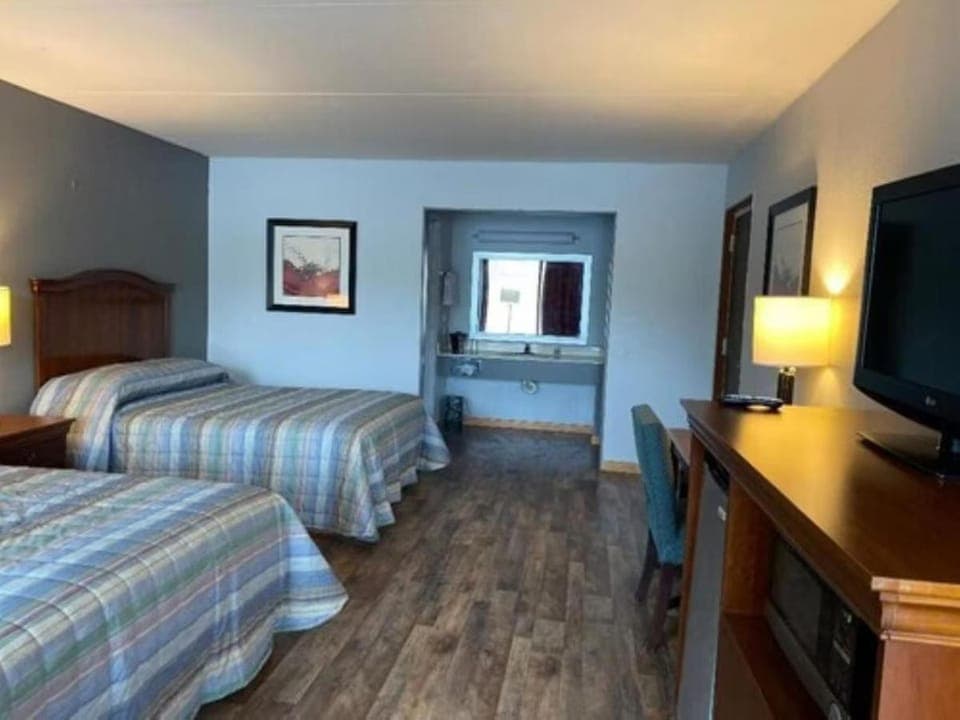 Paris Inn and Suites Hotel in Tennessee