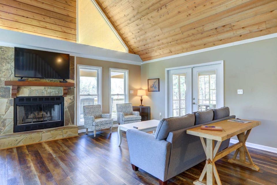 Sparta Home with On-Site Lake Access! House in Lake Sinclair