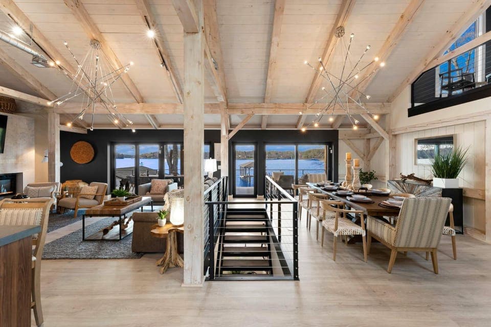 Living room, Dining area