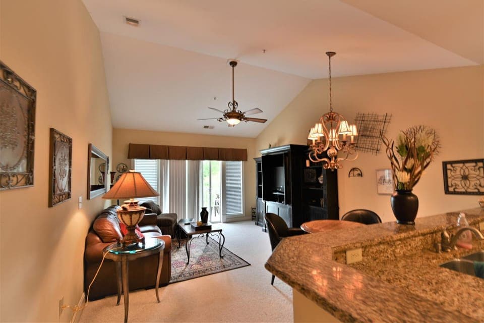 Living room, Seating area