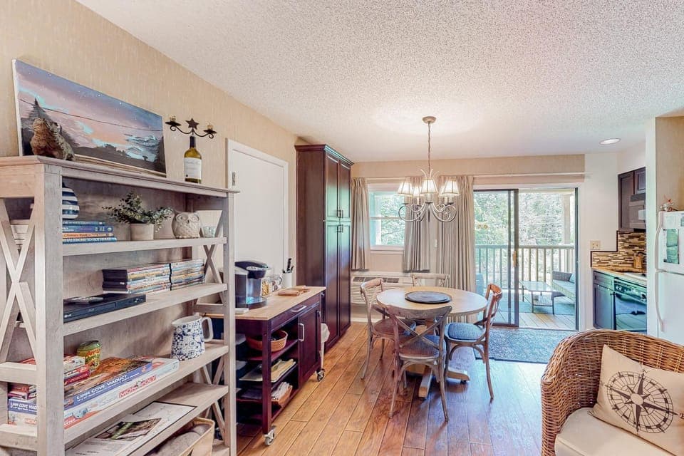 Apple Valley Treetop Villa Hotel in Lake Lure