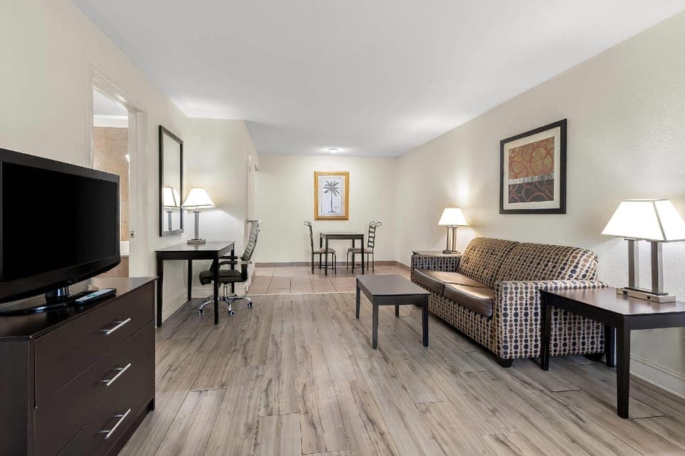 Suite room