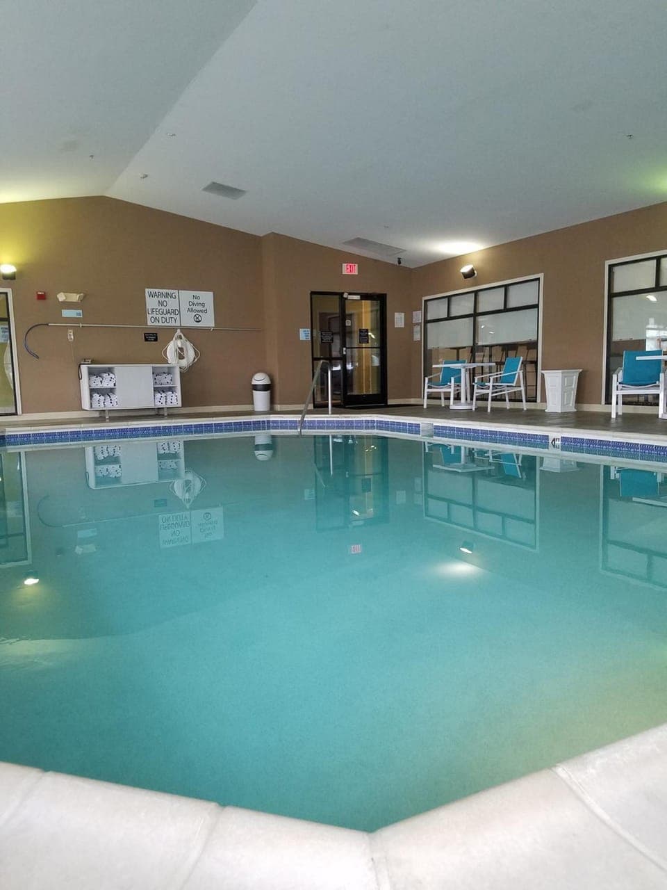 Swimming pool