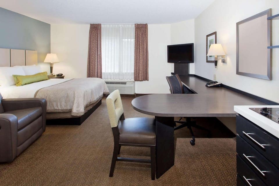 Suite room
