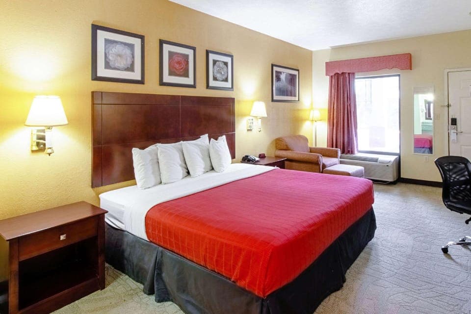 Guestroom