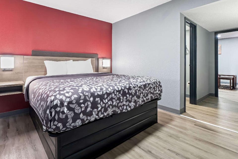 Suite room
