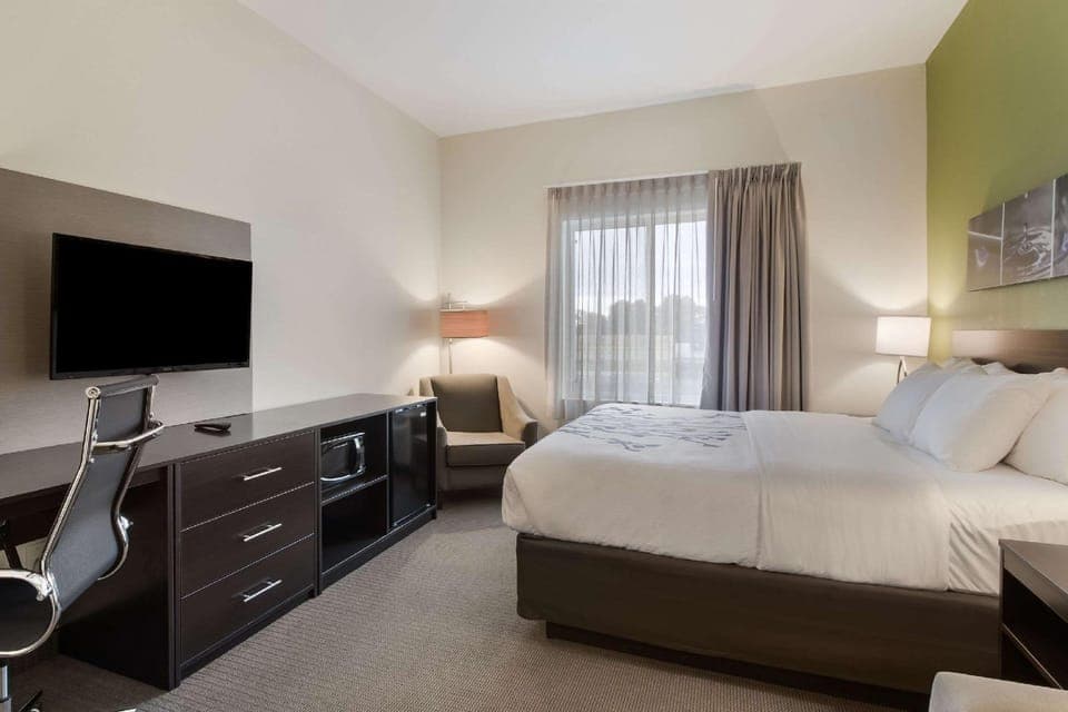 Suite room