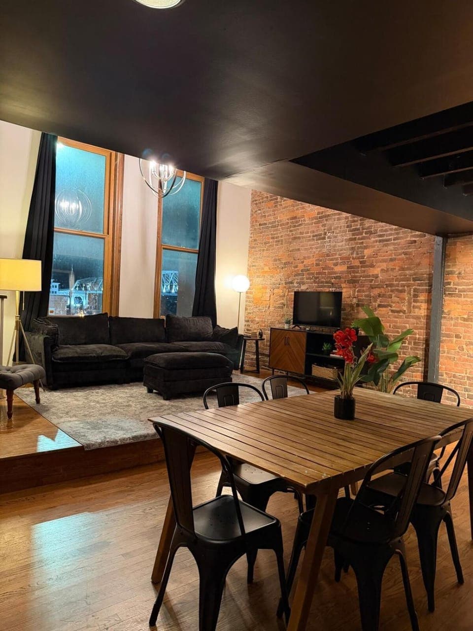 The Lofts at 107 Apartment hotel in East Nashville