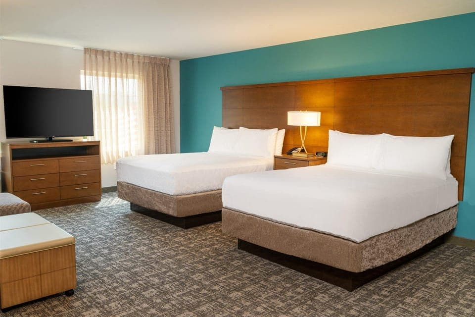 Suite room