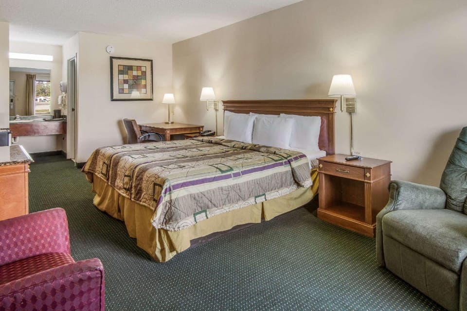 Guestroom