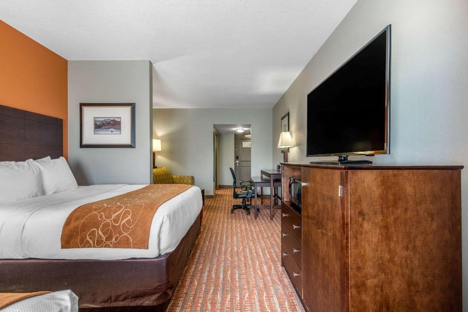 Suite room