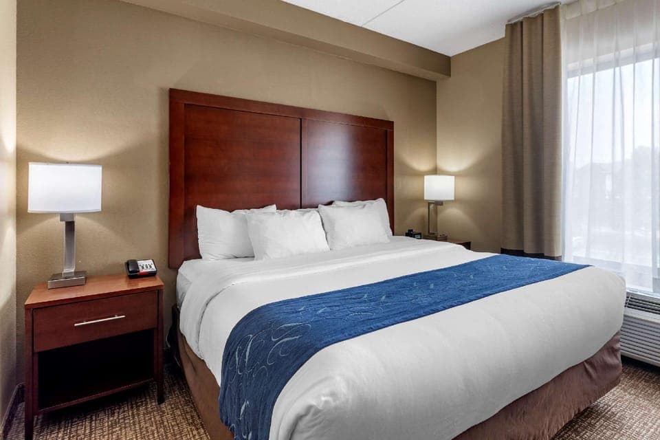 Suite room