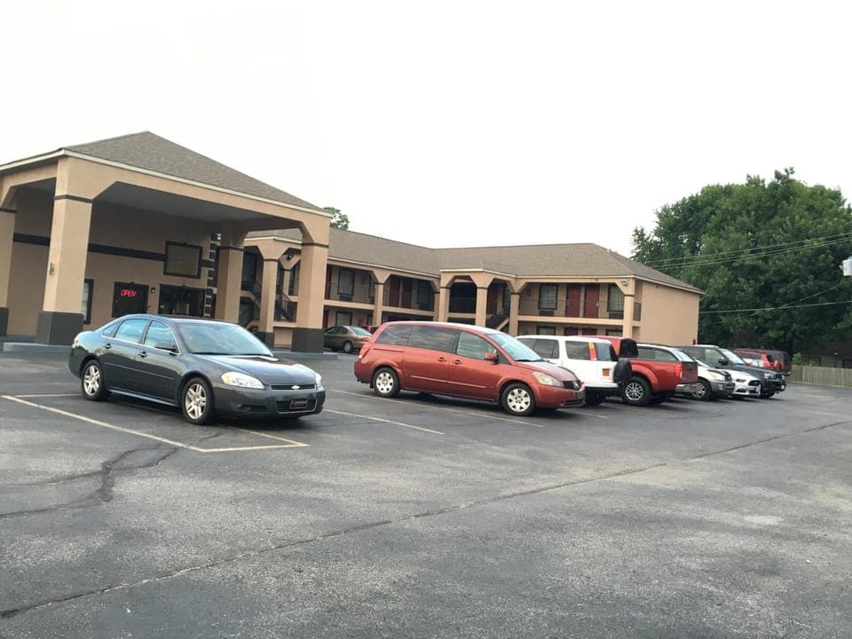 New Hampshire Inn West Memphis Motel in Marion