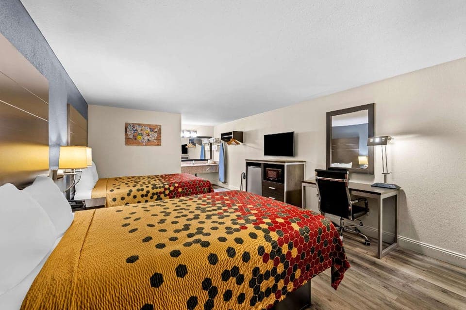 Guestroom