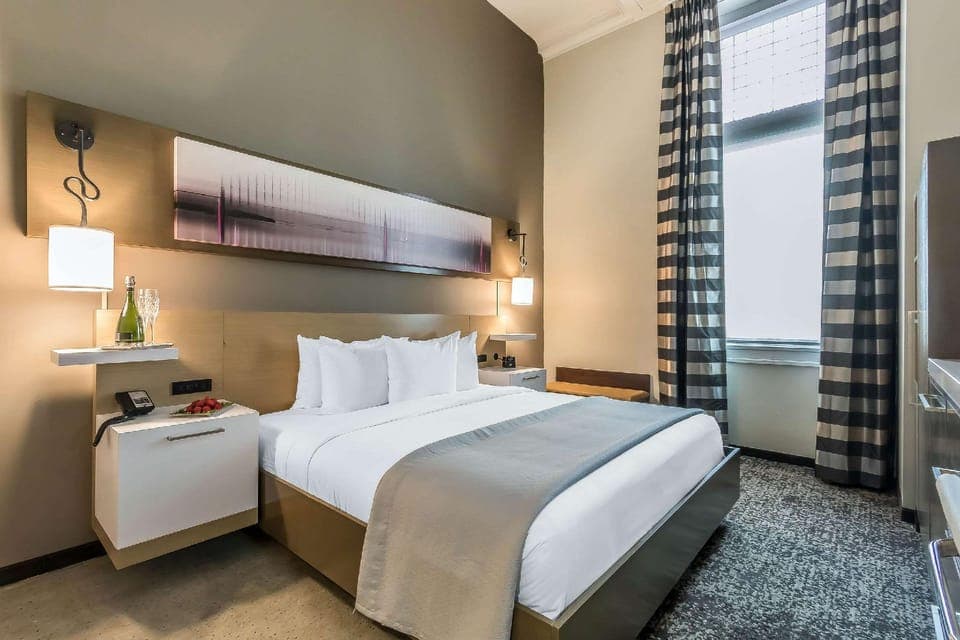 Guestroom