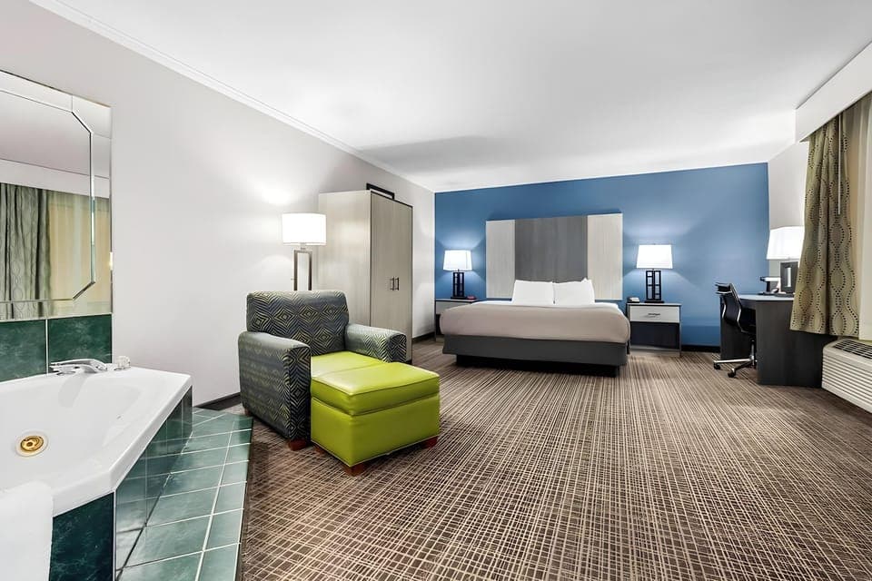 Guestroom