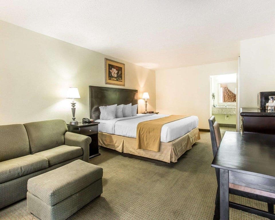 Guestroom
