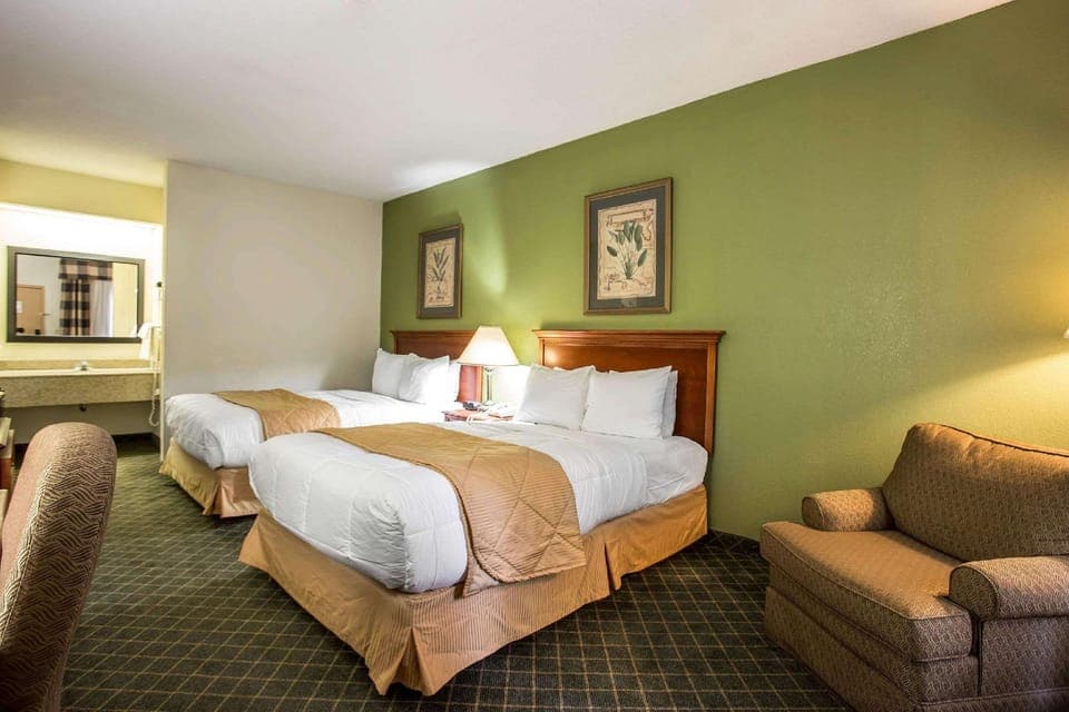 Suite room