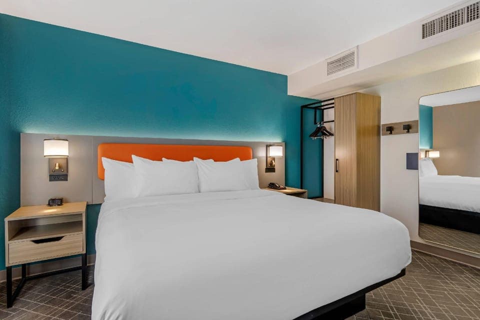 Suite room
