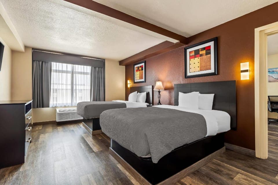 Suite room