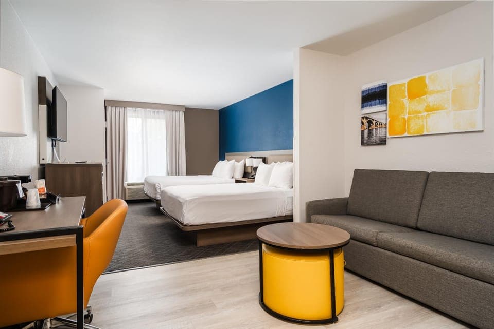Guestroom