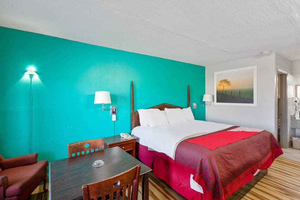 Guestroom