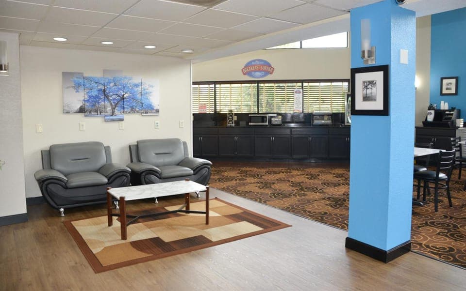 Baymont by Wyndham Santee Hotel in Santee