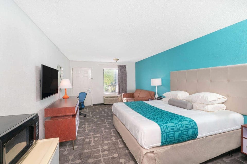 Guestroom