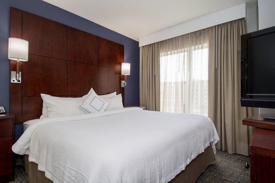 Suite room
